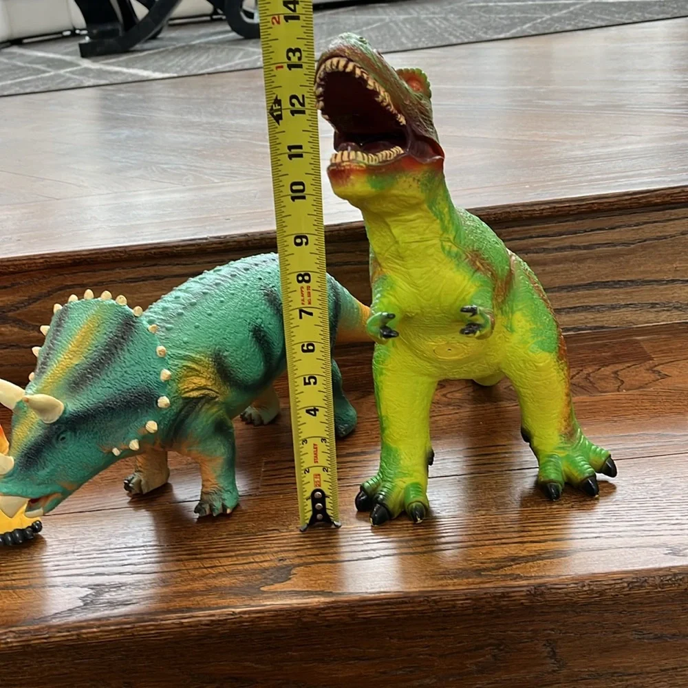 Trio of Large Rubberized Dinosaurs - Picture 5 of 6